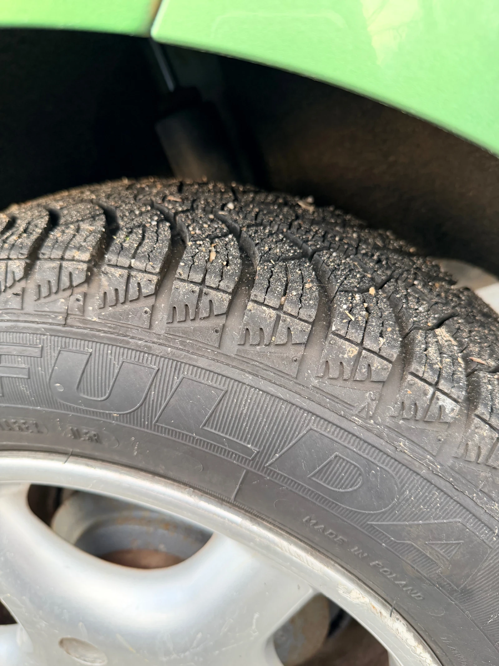 Ford Fiesta 1.3 Сменена верига качваш се и караш, снимка 15 - Автомобили и джипове - 54083226