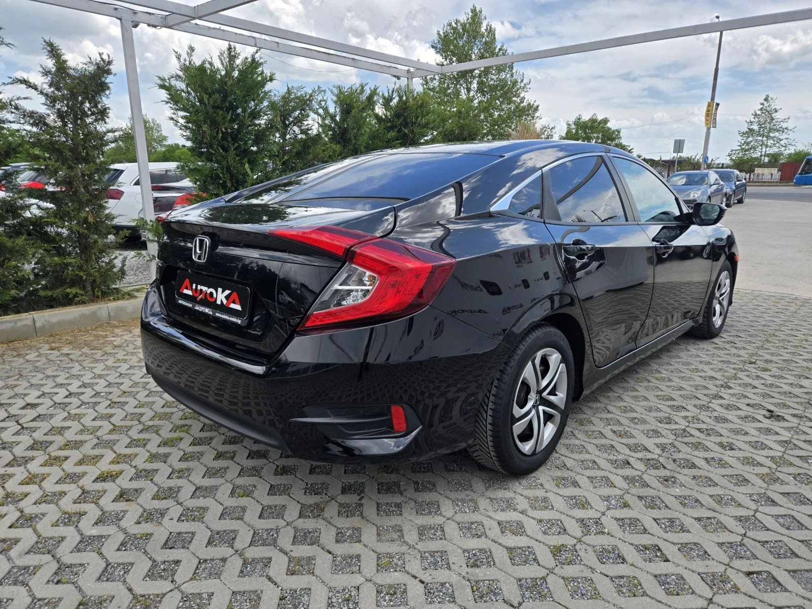 Honda Civic 2.0i-160кс= АВТОМАТ= 113.000км= FACE= CAMERA= ПОДГ, снимка 3 - Автомобили и джипове - 54528199
