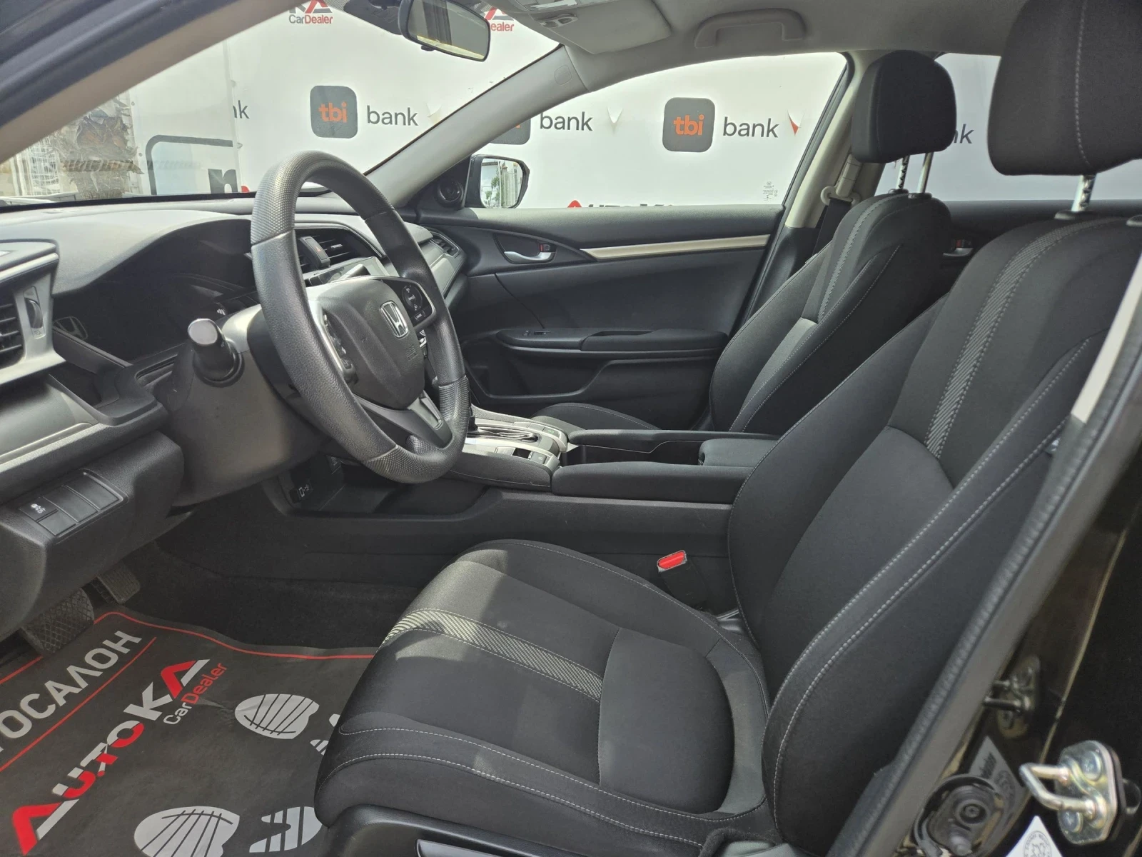 Honda Civic 2.0i-160кс= АВТОМАТ= 113.000км= FACE= CAMERA= ПОДГ, снимка 7 - Автомобили и джипове - 54528199