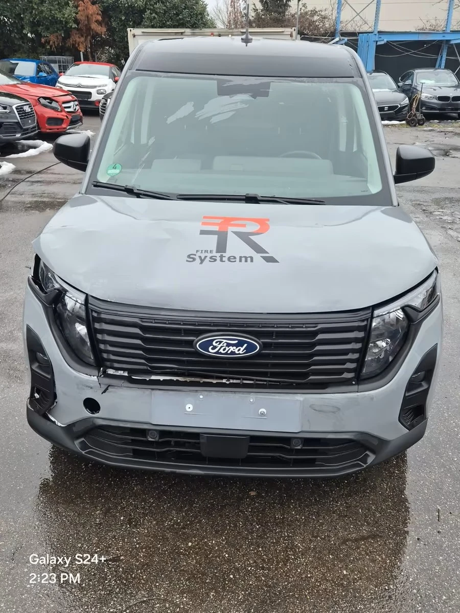 Ford Connect Ford Courier 1.0Turbo Cargo, снимка 8 - Автомобили и джипове - 54704423