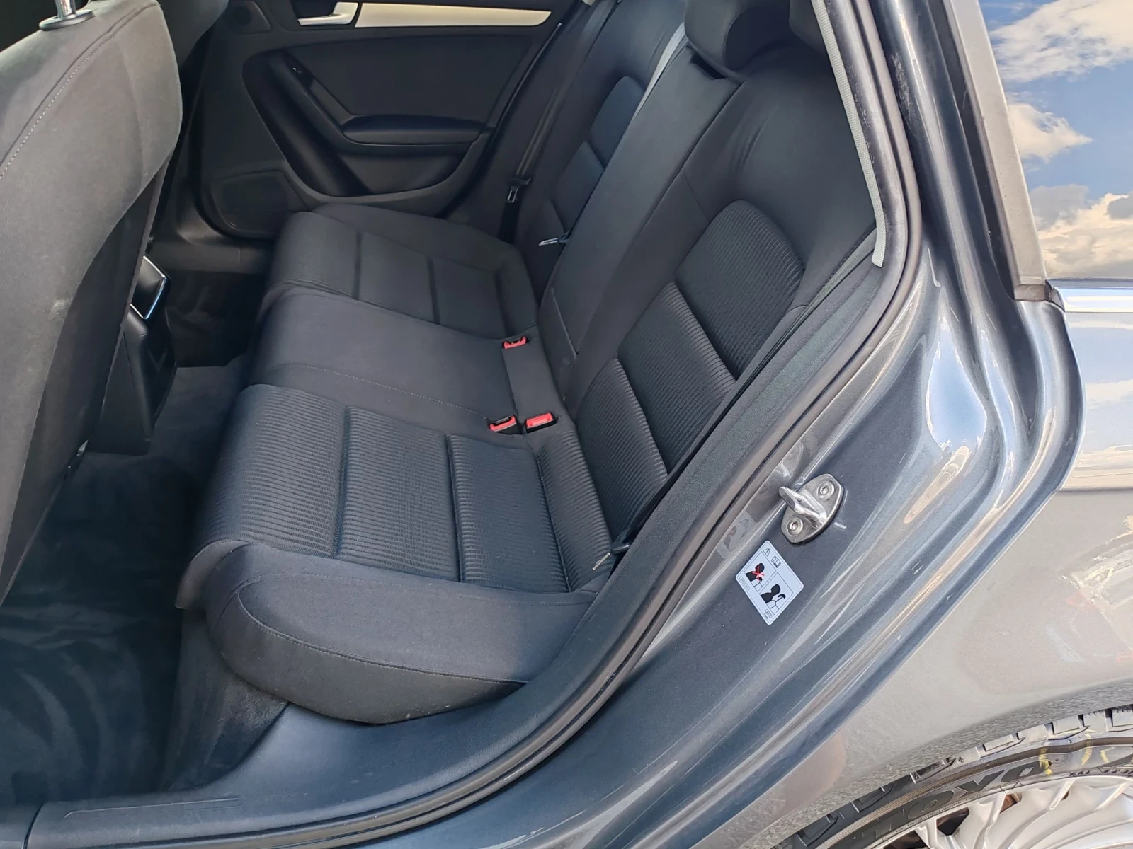 Audi A4 2.0TDI 177kc Navi Xenon, снимка 14 - Автомобили и джипове - 54702656
