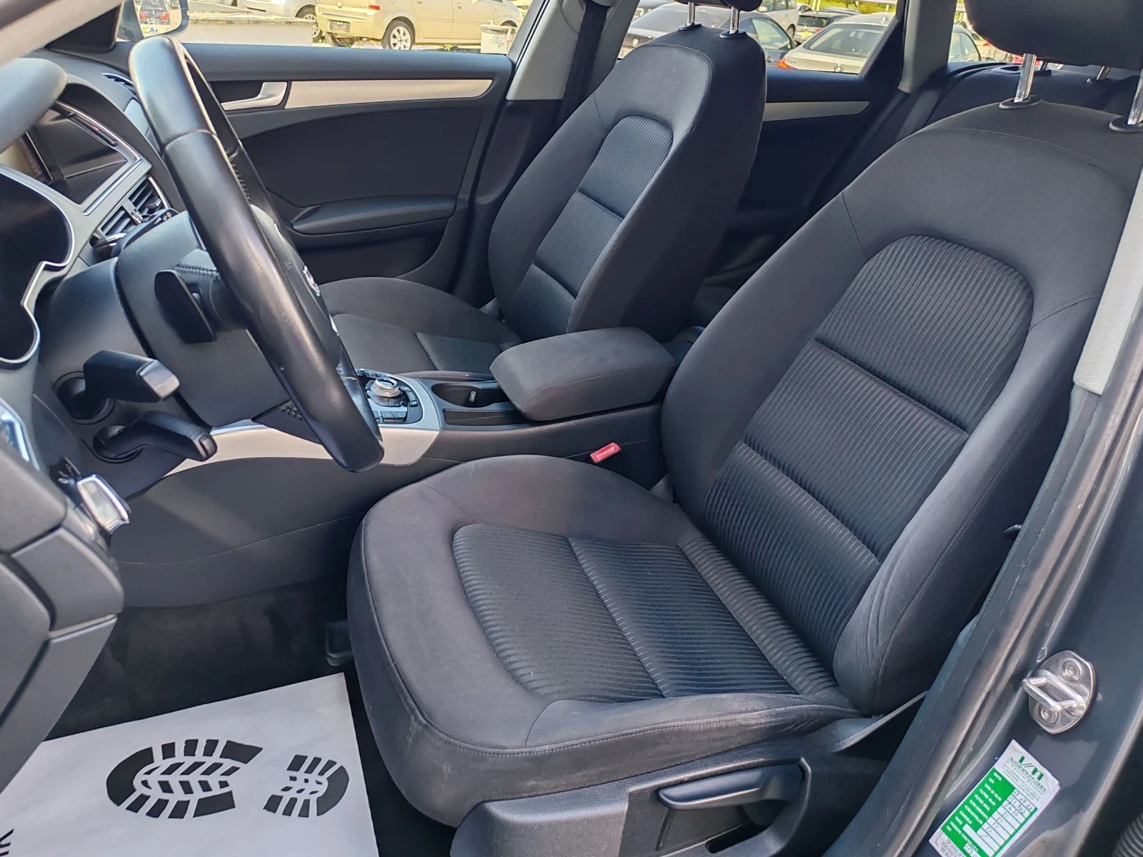 Audi A4 2.0TDI 177kc Navi Xenon, снимка 7 - Автомобили и джипове - 54702656