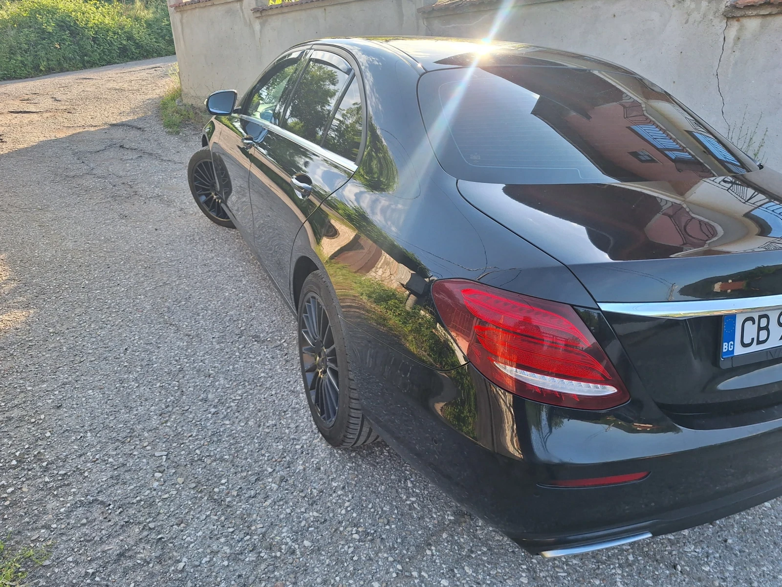 Mercedes-Benz E 200, снимка 3 - Автомобили и джипове - 54746245