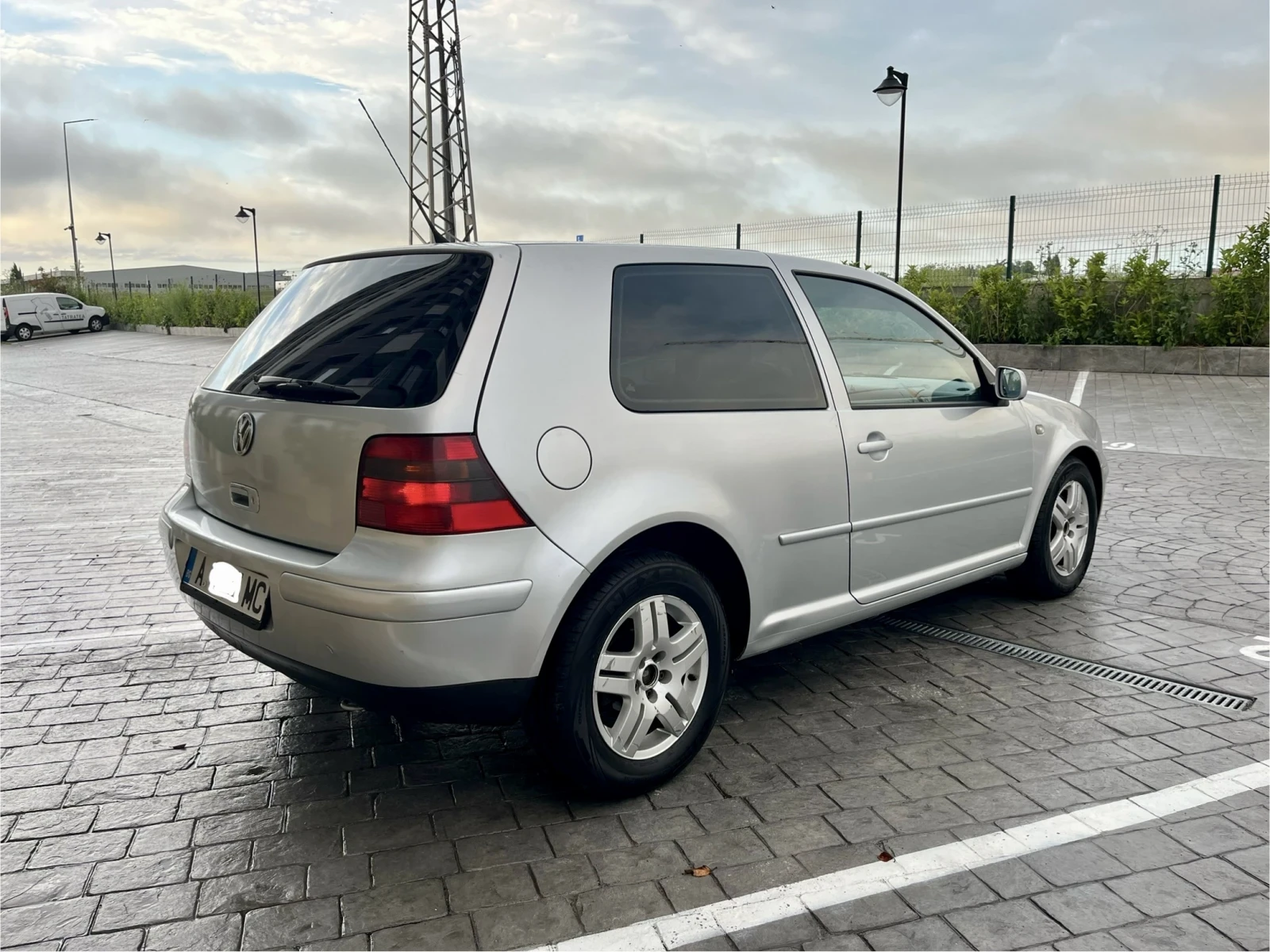 VW Golf 1.9TDI 131кс* ASZ* 6ck., снимка 6 - Автомобили и джипове - 54754763