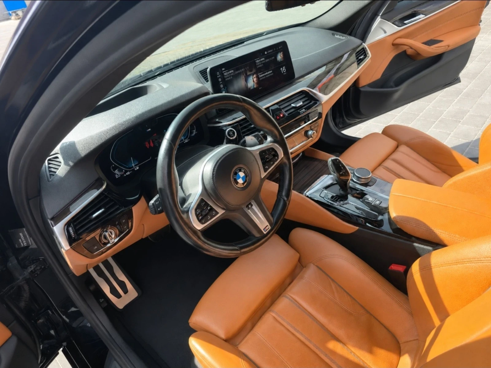 BMW 530 Msport* XD* Distr* Laser* Печка* Individual* Hud* , снимка 11 - Автомобили и джипове - 54857214