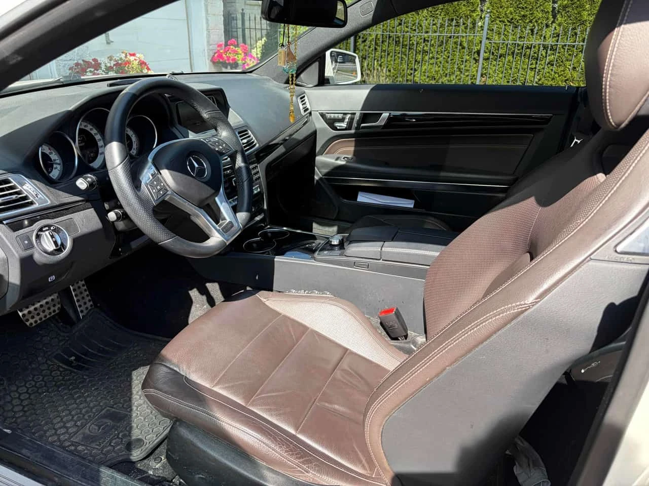 Mercedes-Benz E 350 * CARFAX * ОПЦИЯ ЗА ФИНАНСИРАНЕ , снимка 5 - Автомобили и джипове - 55294304