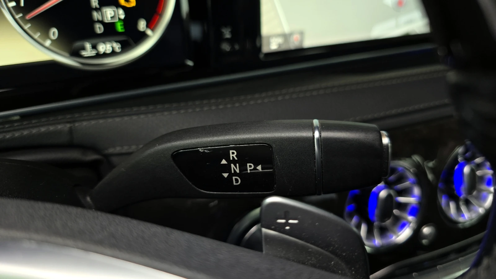 Mercedes-Benz S 500 BLIND SPOT* SOFT CLOSE* ЕЛ. БАГАЖНИК* КРАЙНА ЦЕНА, снимка 9 - Автомобили и джипове - 55435101