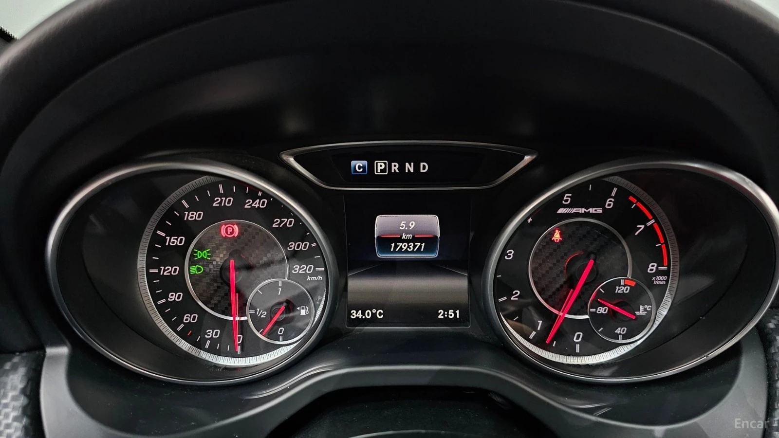 Mercedes-Benz A45 AMG 4MATIC* КОЖА* ПОДГРЕВ* ШИБИДАХ* КАМЕРА* , снимка 8 - Автомобили и джипове - 55449756