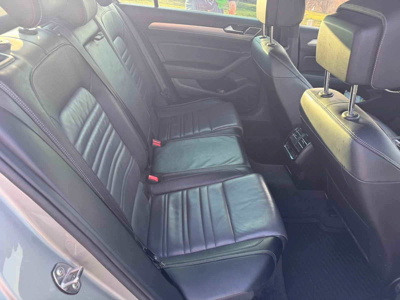 VW Passat, снимка 6 - Автомобили и джипове - 55690431