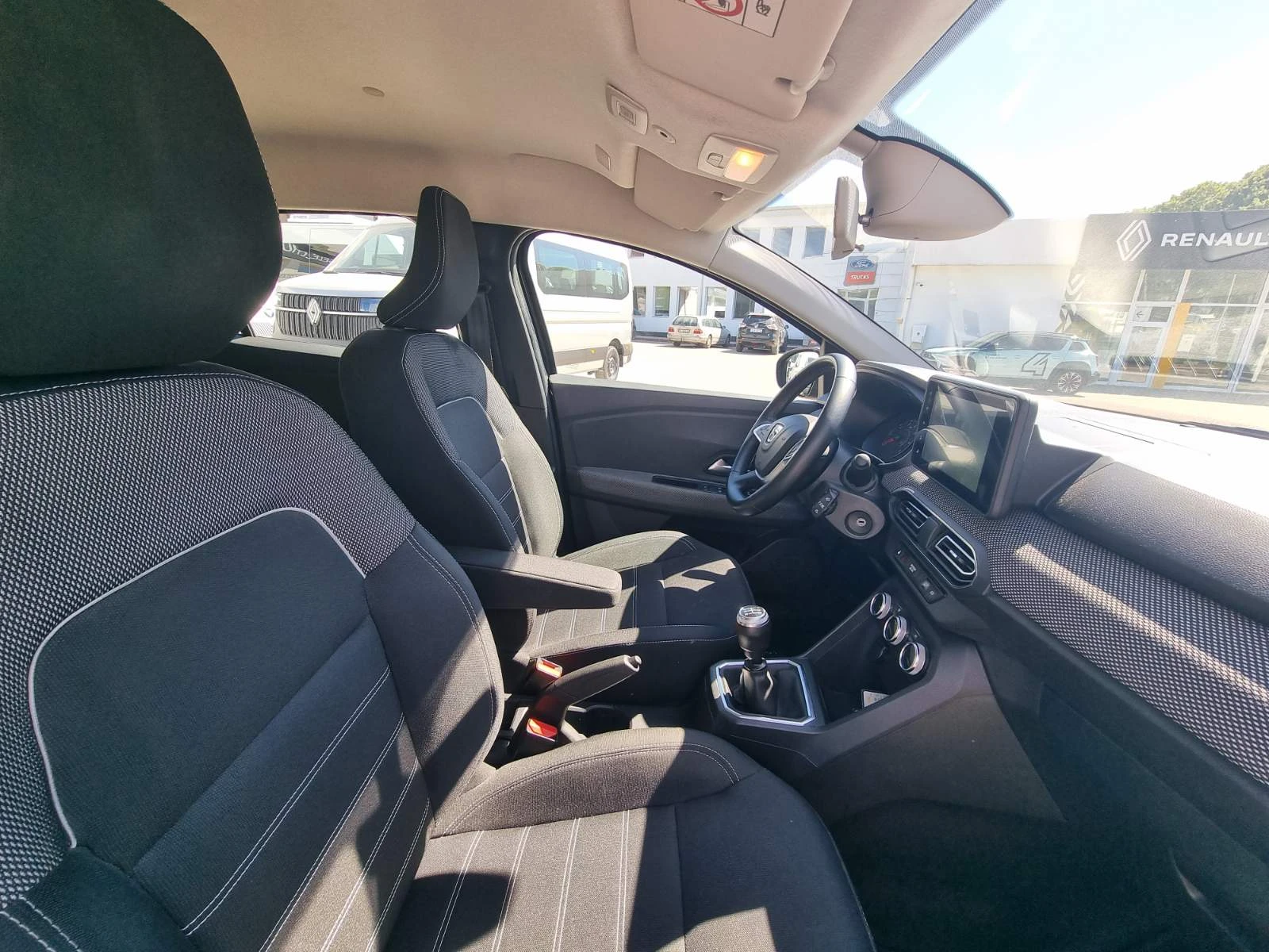 Dacia Logan TCe 100 к.с. ECO-G S&S BVM5, снимка 14 - Автомобили и джипове - 55900981