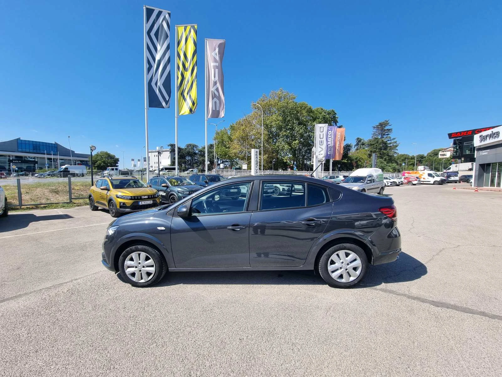 Dacia Logan TCe 100 к.с. ECO-G S&S BVM5, снимка 8 - Автомобили и джипове - 55900981