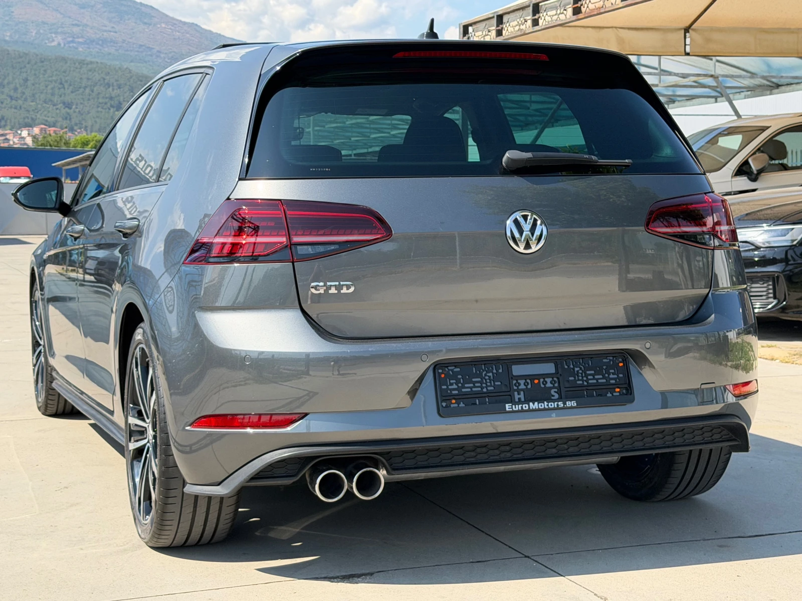 VW Golf 2.0TDI-GTD-185ps, LED, DISTR, PANORAMA, CAMERA, KE, снимка 6 - Автомобили и джипове - 55940879