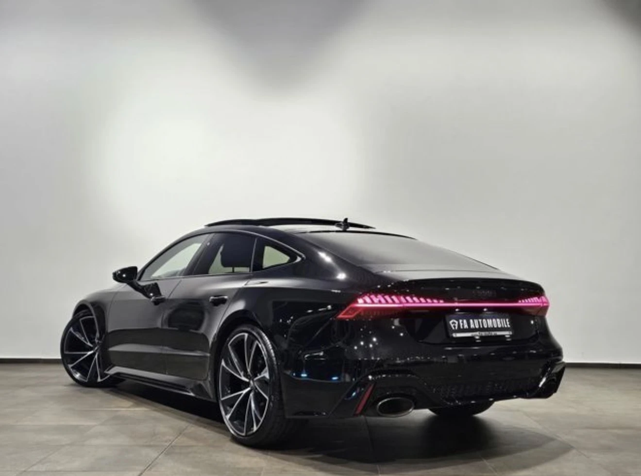 Audi Rs7 Очакван Внос , снимка 3 - Автомобили и джипове - 55944603