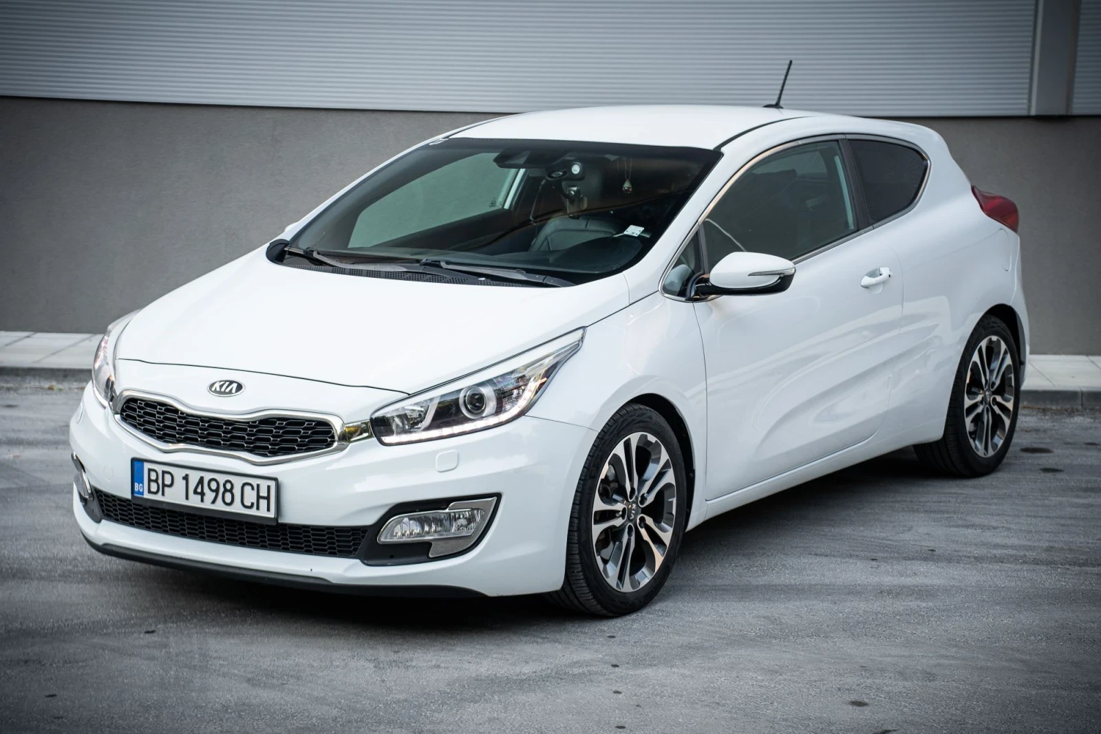 Kia Pro ceed Kia Pro ceed 1.6 GDI 140 к.с. (EURO 5), снимка 2 - Автомобили и джипове - 55945020