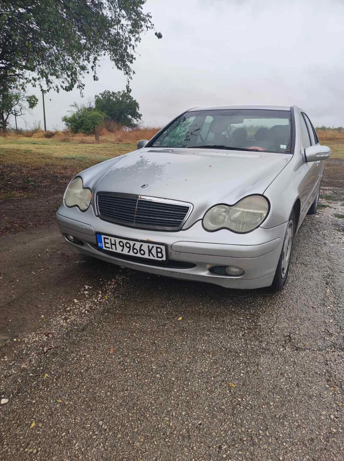 Mercedes-Benz C 180, снимка 2 - Автомобили и джипове - 56546706
