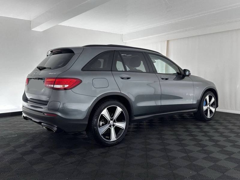 Mercedes-Benz GLC 350 Е ХИБРИД 4MATIC ЛИЗИНГ, снимка 4 - Автомобили и джипове - 46973691