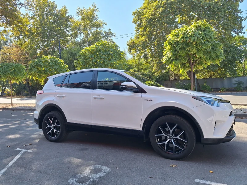 Toyota Rav4 2.5 HYBRID, снимка 2 - Автомобили и джипове - 47394538