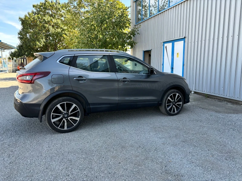 Nissan Qashqai 2.0 4x4 , снимка 7 - Автомобили и джипове - 47779231