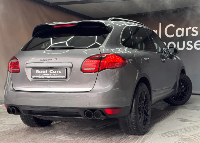 Porsche Cayenne S* 4.8 V8* BOSE* CAMERA* PANORAMA* 20, снимка 4 - Автомобили и джипове - 47953832