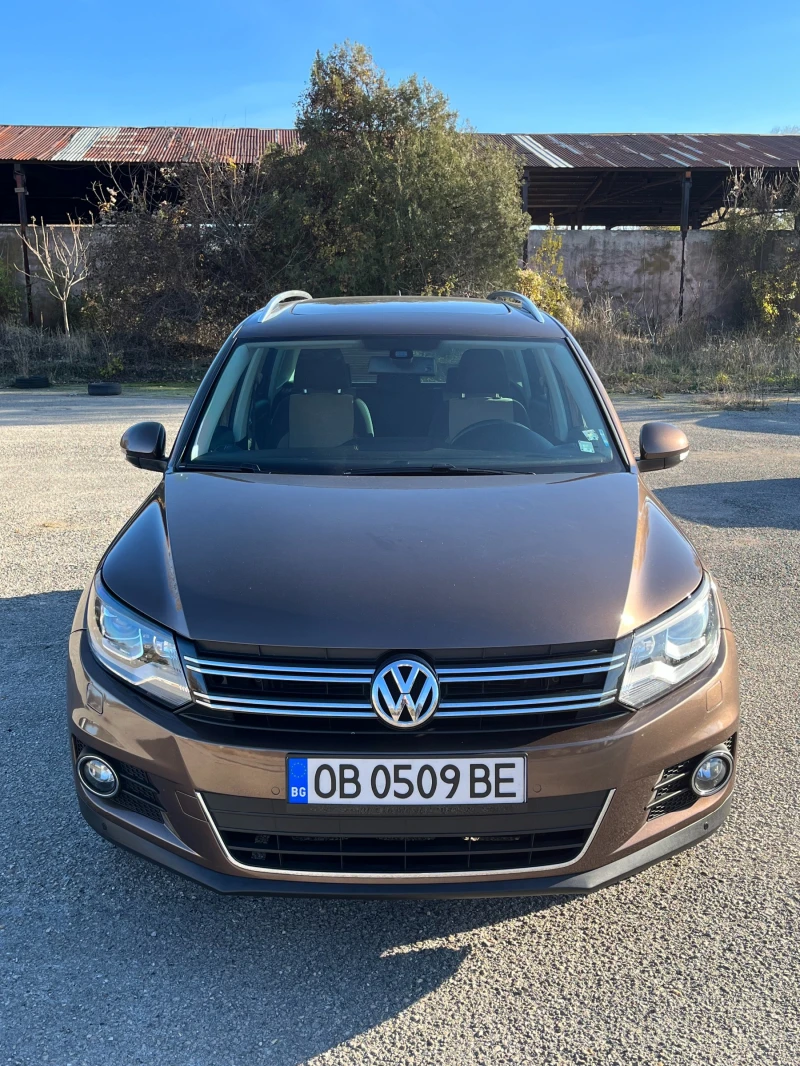 VW Tiguan 2.0 TDI / NAVI / ПАНОРАМА, снимка 1 - Автомобили и джипове - 48057032