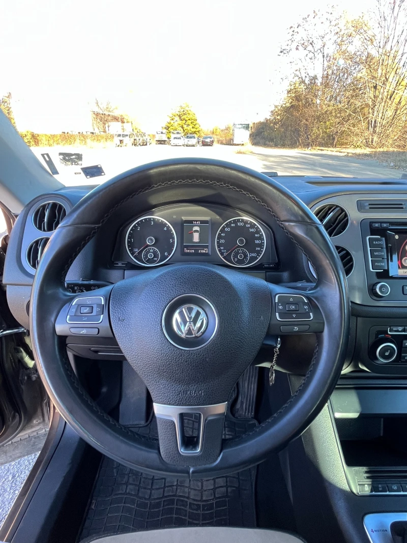 VW Tiguan 2.0 TDI / NAVI / ПАНОРАМА, снимка 13 - Автомобили и джипове - 48057032