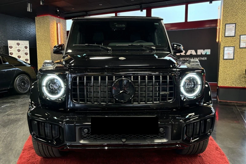 Mercedes-Benz G 63 AMG / 4MATIC/ FACELIFT/ NIGHT/ BURM/ 360/ KEYLESS/ 22/, снимка 2 - Автомобили и джипове - 49541438