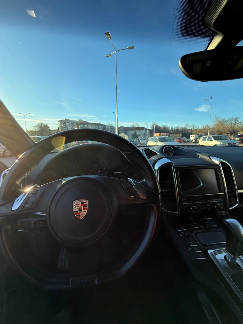 Porsche Cayenne, снимка 8 - Автомобили и джипове - 52526378