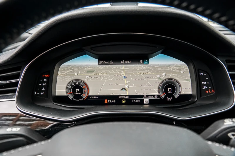 Audi Q8 quattro Progressiv 55 TFSI* подгрев* обдухва* 360 , снимка 10 - Автомобили и джипове - 52938032