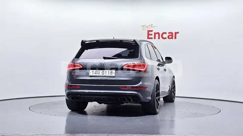 Audi SQ5 ПОДГРЕВ| КАМЕРА| ВКЛЮЧЕН ТЕХНОТЕСТ, снимка 5 - Автомобили и джипове - 54372666