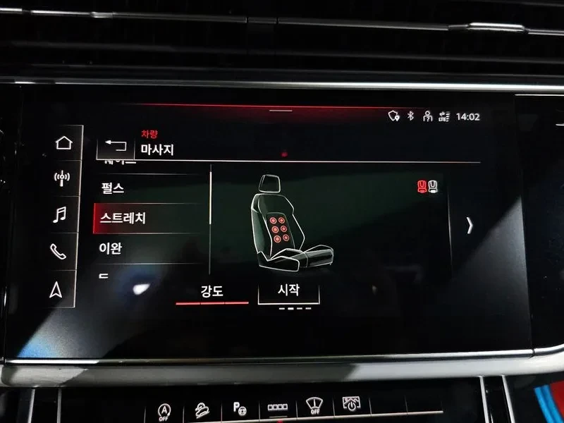 Audi Q8 55 TFSI QUATTRO PREMIUM, снимка 17 - Автомобили и джипове - 54922371