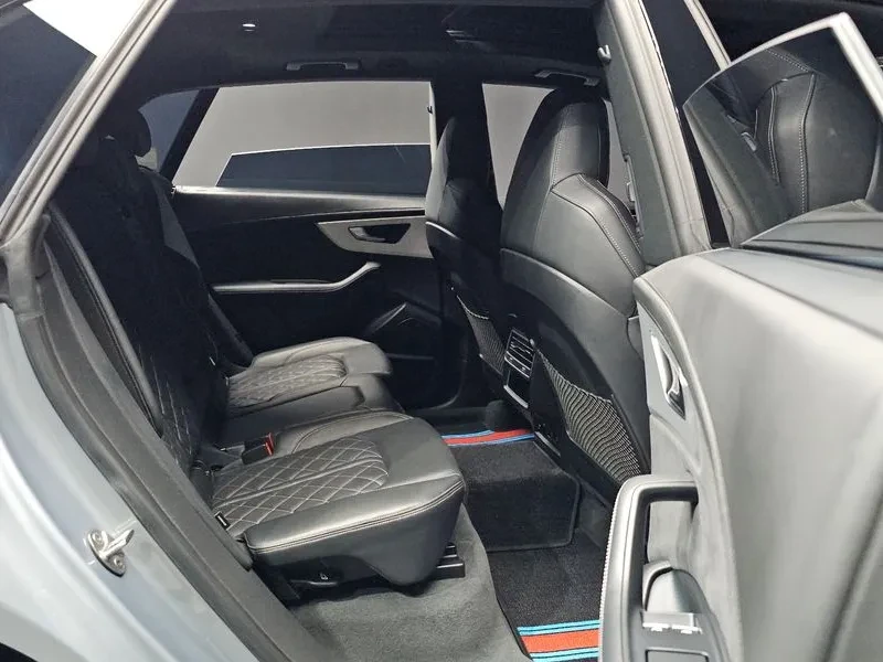 Audi Q8 55 TFSI QUATTRO PREMIUM, снимка 12 - Автомобили и джипове - 54922371
