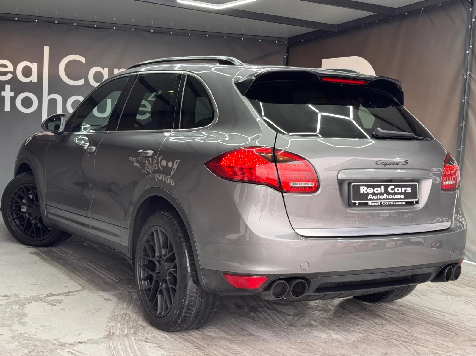 Porsche Cayenne S* 4.8 V8* BOSE* CAMERA* PANORAMA* 20 - изображение 6