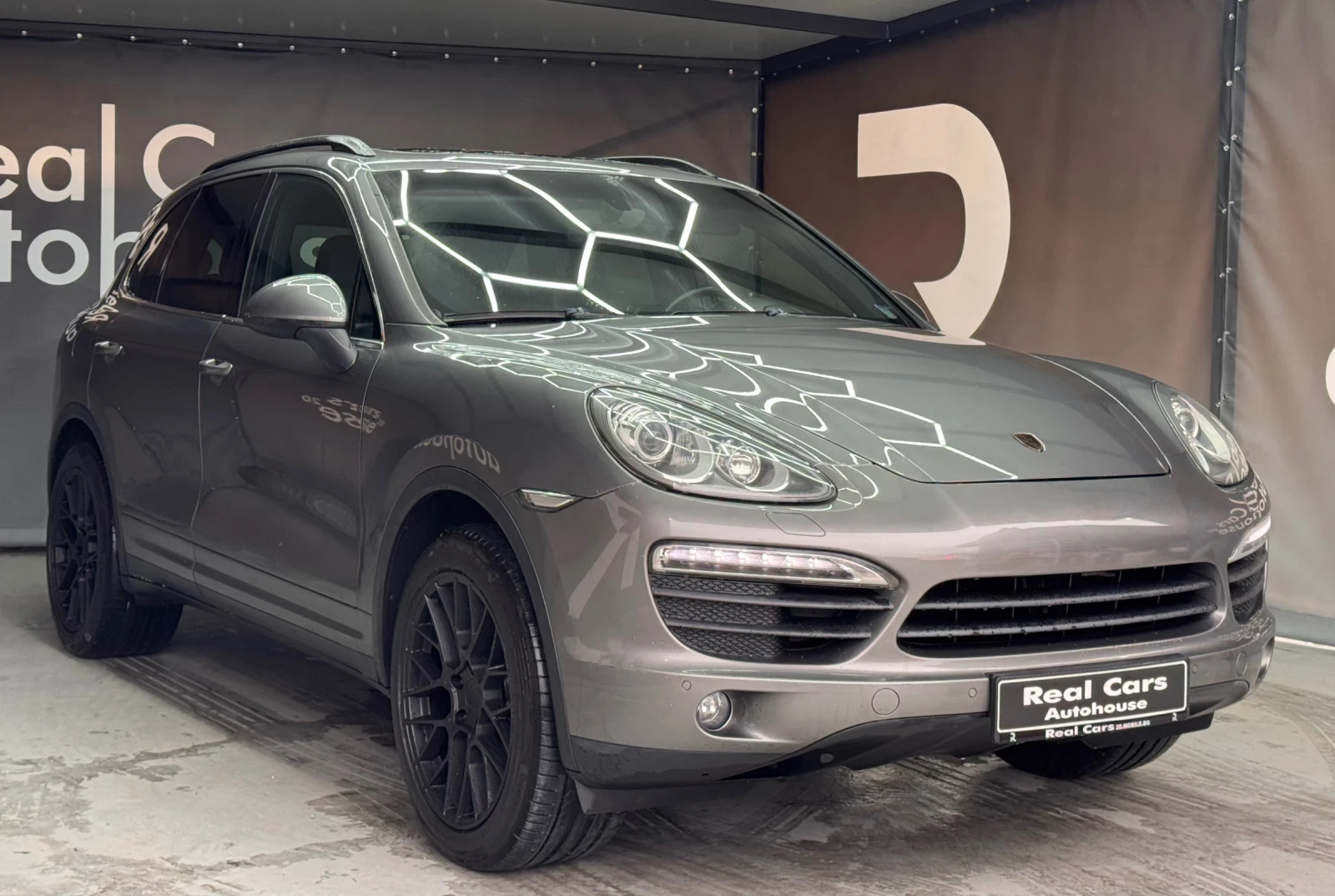 Porsche Cayenne S* 4.8 V8* BOSE* CAMERA* PANORAMA* 20 - изображение 3