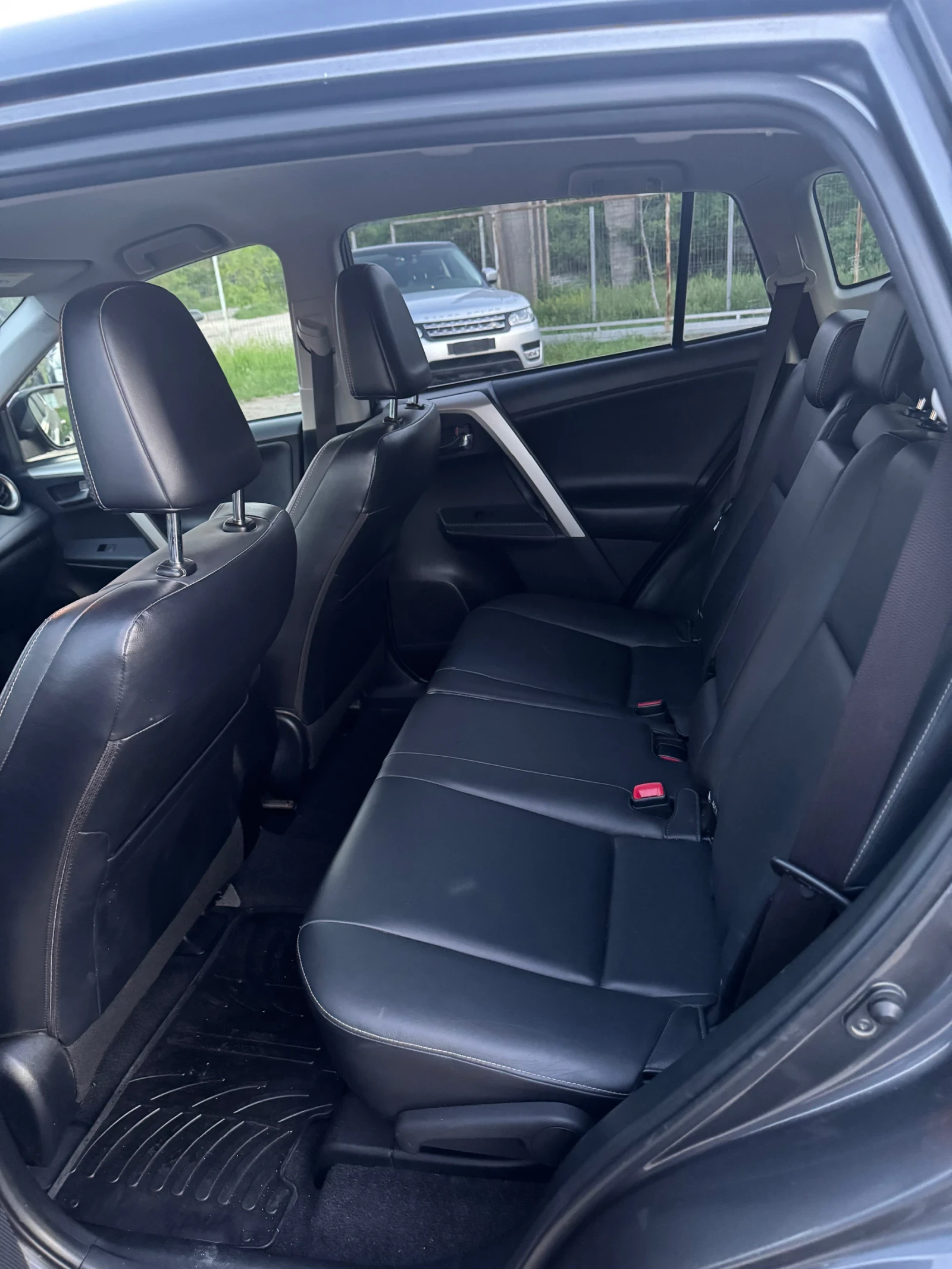 Toyota Rav4  - изображение 8
