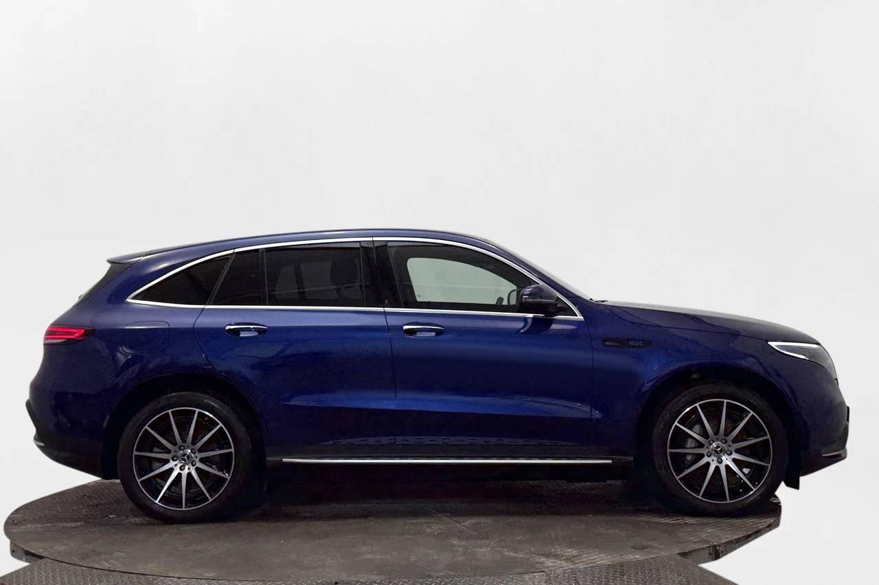 Mercedes-Benz EQC 400 4MATIC* AMG Line* CCS* Navi* 360*  - изображение 4