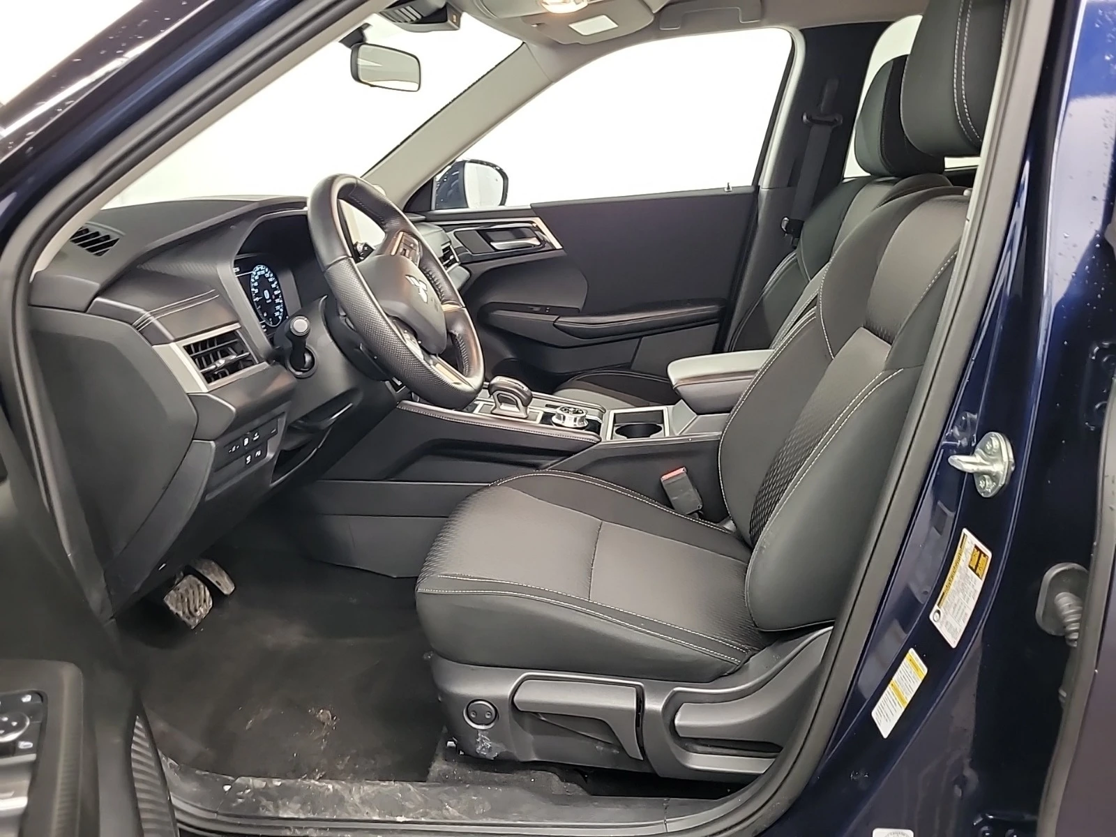 Mitsubishi Outlander ES PLUG-IN HYBRID * * CARFAX * * ���� ������ * *  | Mobile.bg � ����������� 7