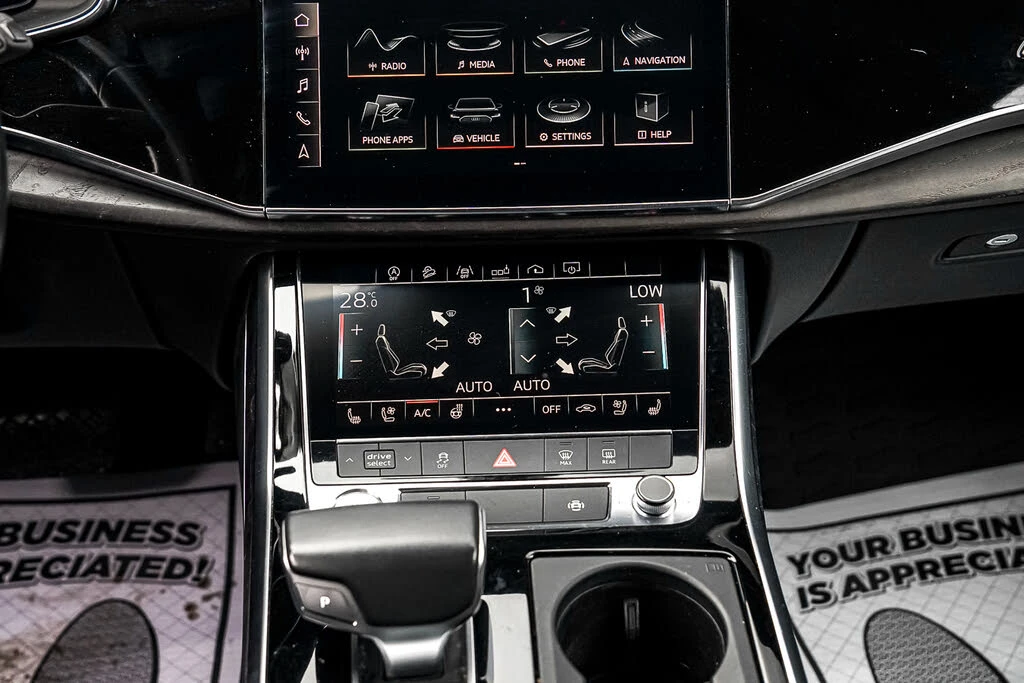 Audi Q8 quattro Progressiv 55 TFSI* �������* �������* 360  | Mobile.bg � ����������� 12