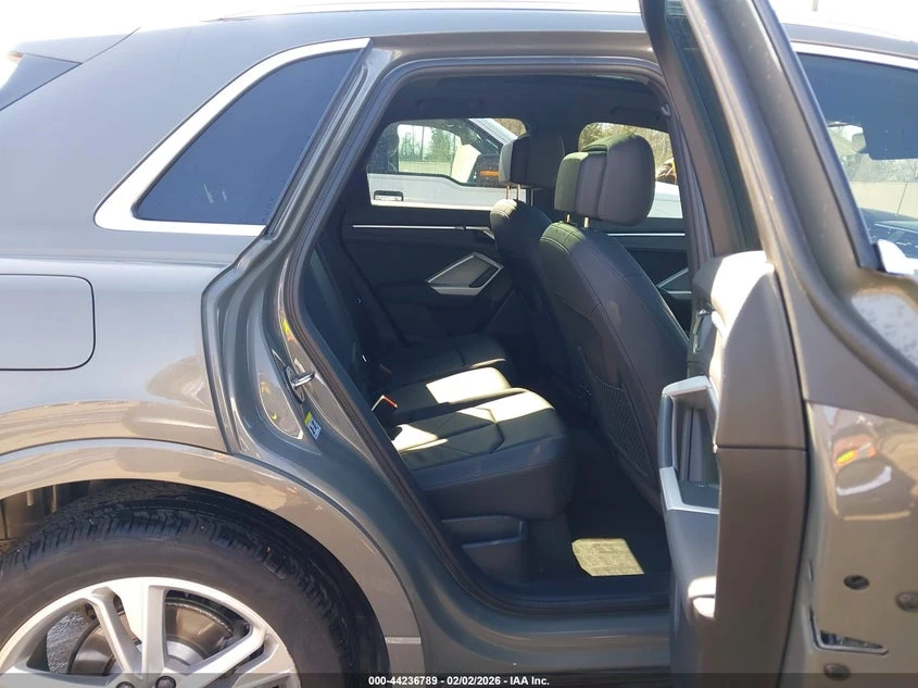 Audi Q3 2l Premium Plus 45 Tfsi S Line Quattro Tiptronic - изображение 8