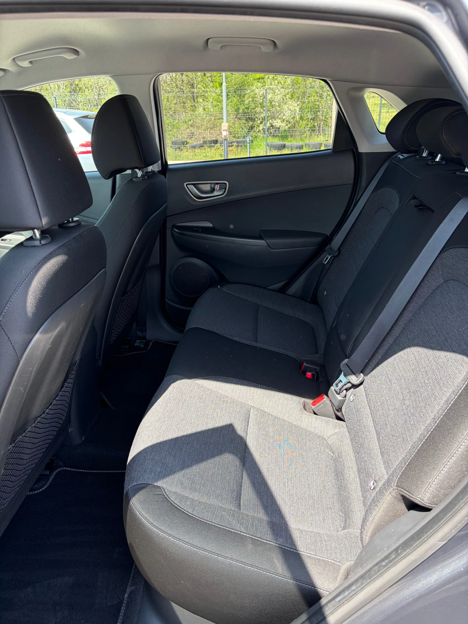 Hyundai Kona 64KW/SOH100%/BLUELINK , снимка 9 - Автомобили и джипове - 53824839