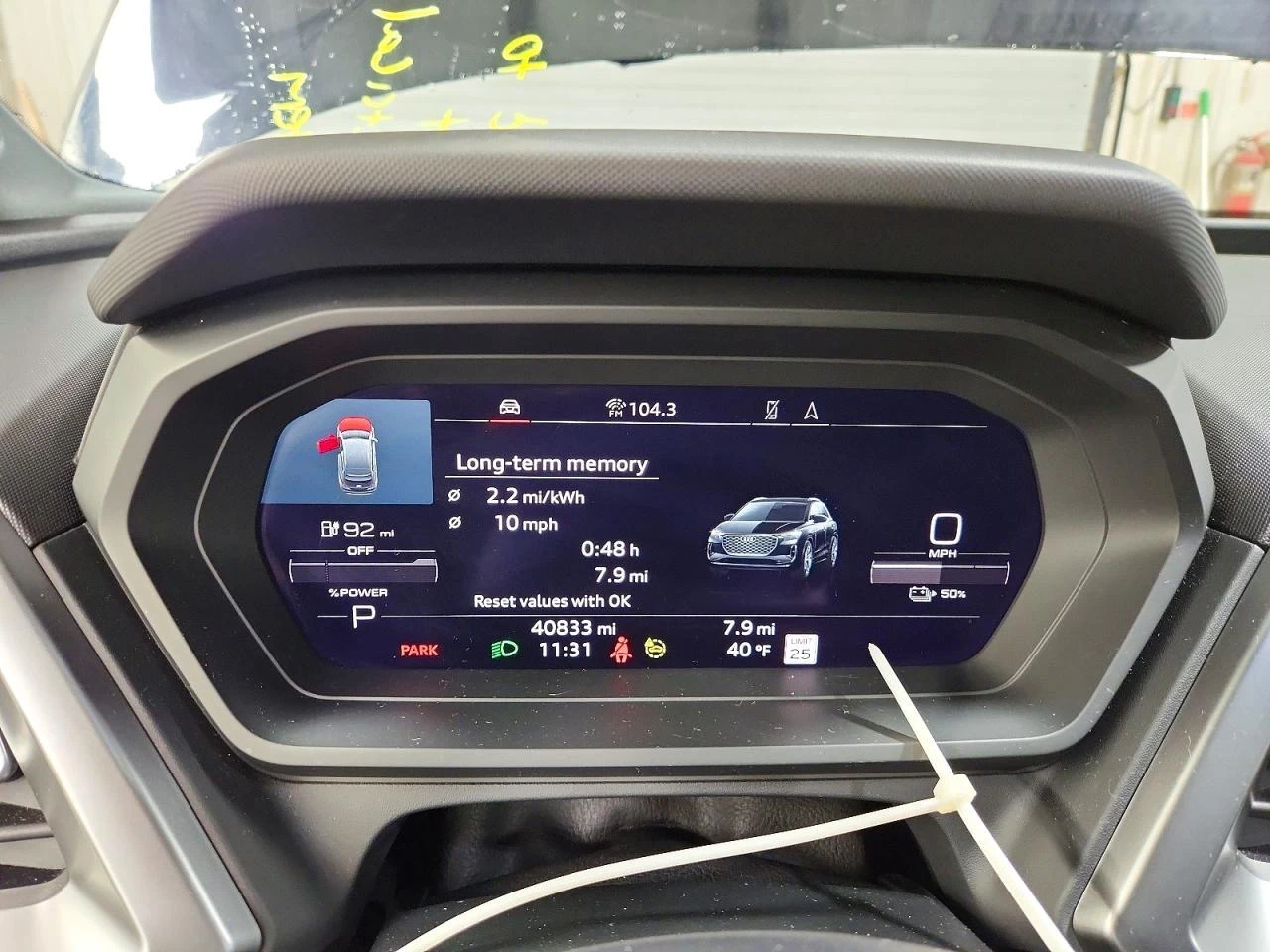 Audi Q4 E-TRON PRESTIGE, снимка 9 - Автомобили и джипове - 54157350