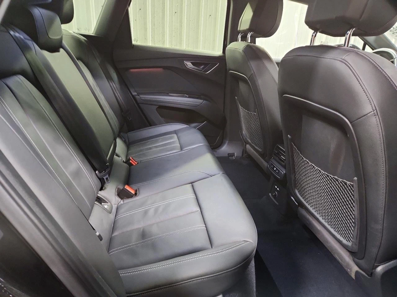 Audi Q4 E-TRON PRESTIGE, снимка 10 - Автомобили и джипове - 54157350