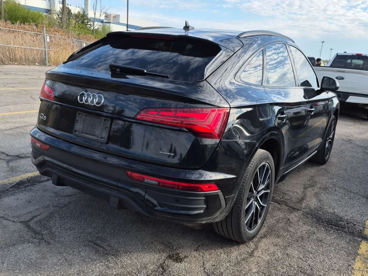 Audi Q5 * PROGRESSIV * S-LINE* ГЛАВНО ПРЕДСТАВИТЕЛСТВО* , снимка 3 - Автомобили и джипове - 54596347