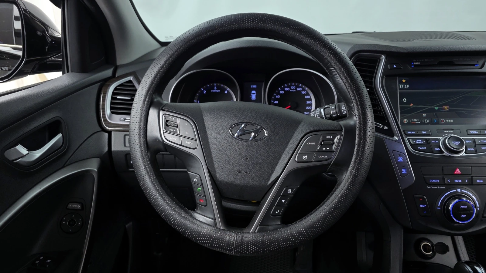 Hyundai Santa fe, снимка 13 - Автомобили и джипове - 54847463