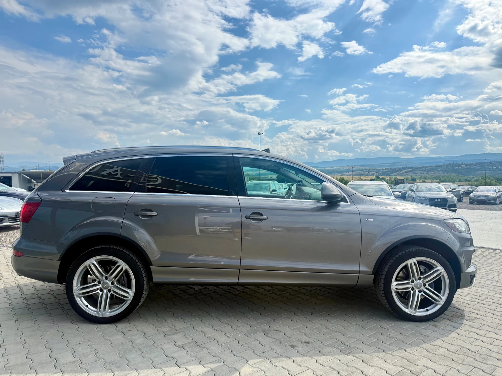 Audi Q7 3.6 i+ gaz Собствен лизинг, снимка 4 - Автомобили и джипове - 55044352