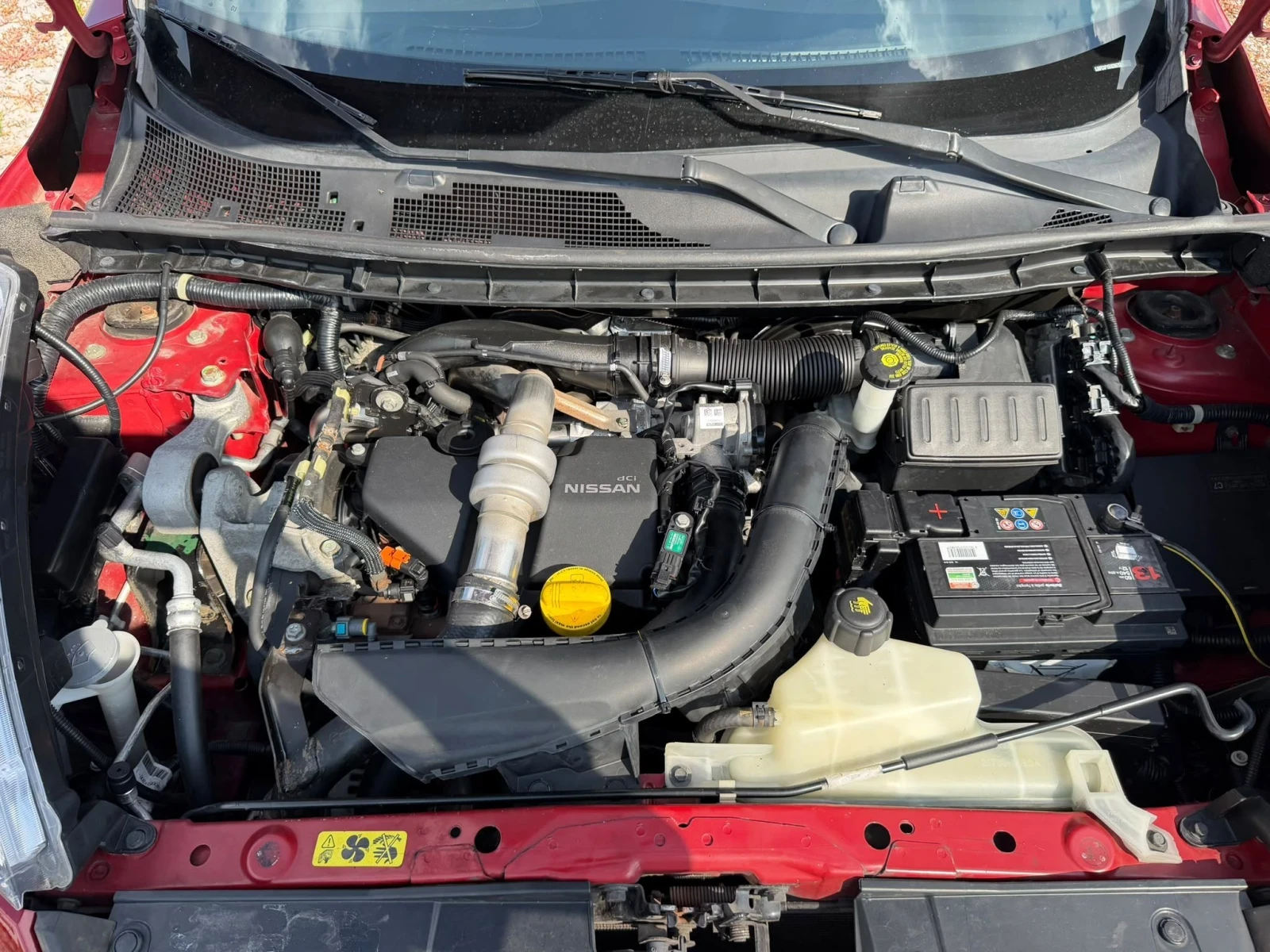 Nissan Juke 1.5 dCi, снимка 15 - Автомобили и джипове - 55644288