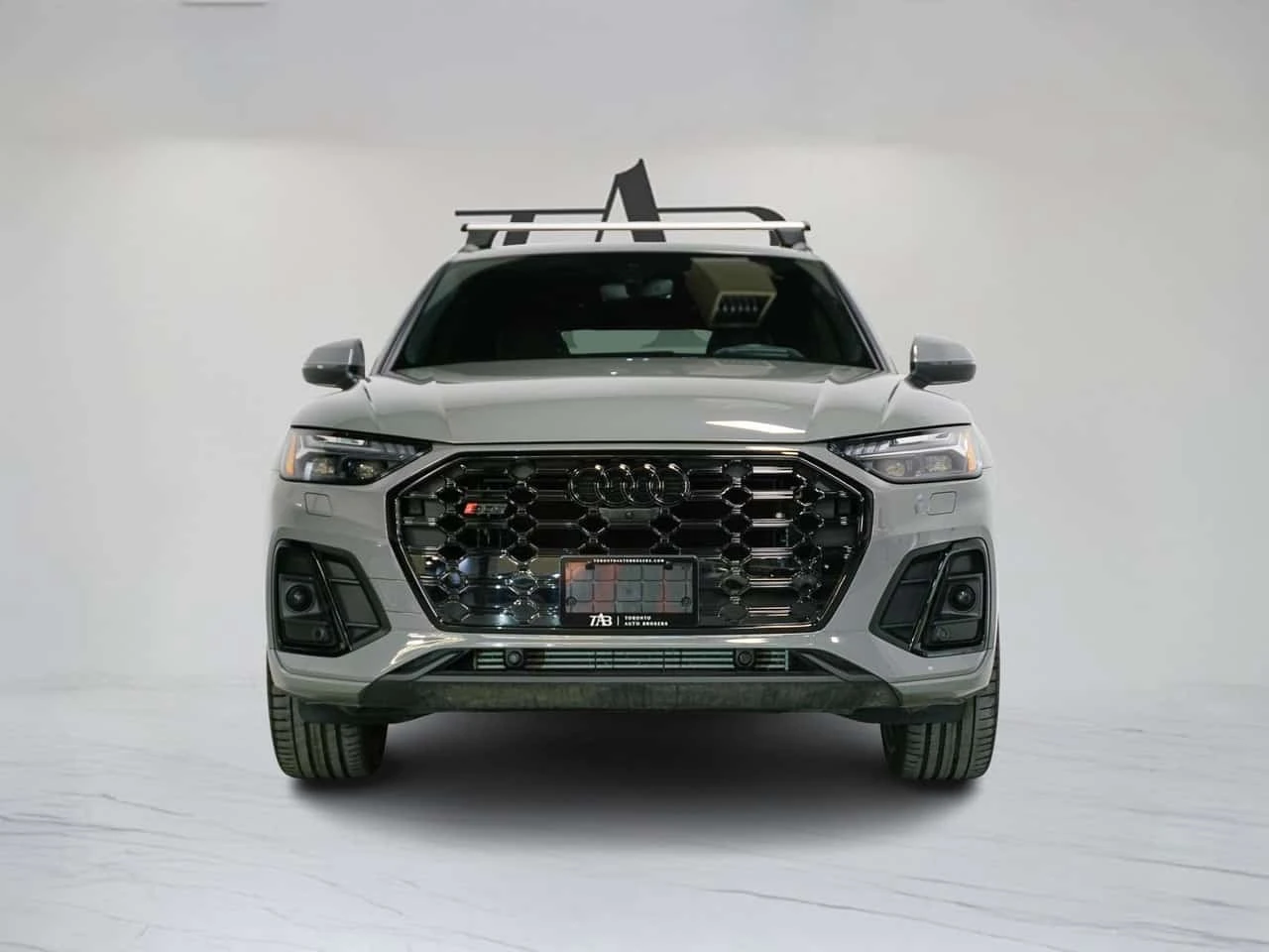 Audi SQ5 * TECHNIK| S LINE| CARBON TRIM| HUD| CARPLAY* АВТО, снимка 7 - Автомобили и джипове - 56328362