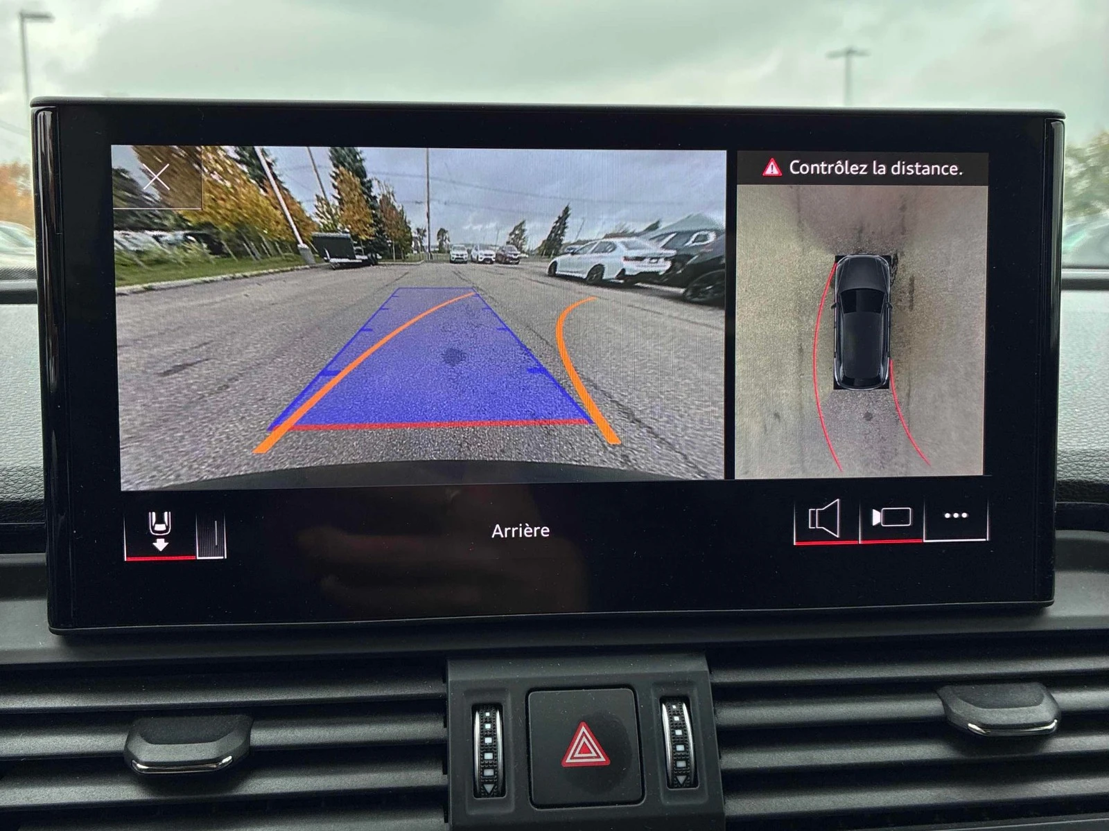 Audi Q5 Панорама * 360  камери * АвтоКредит (ЦЕНА ДО БГ), снимка 16 - Автомобили и джипове - 56436066