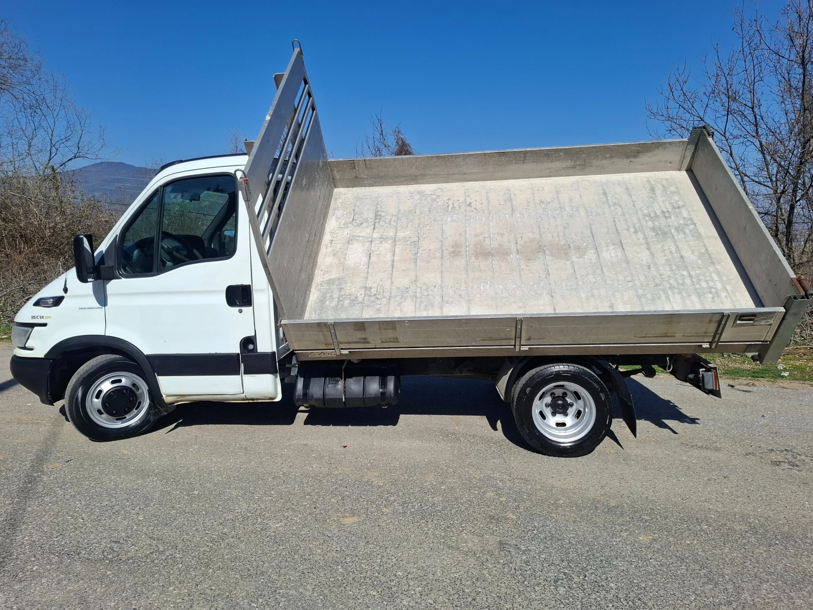 Iveco 35c17 Самосвал 3.0 TDI, снимка 15 - Бусове и автобуси - 53848643