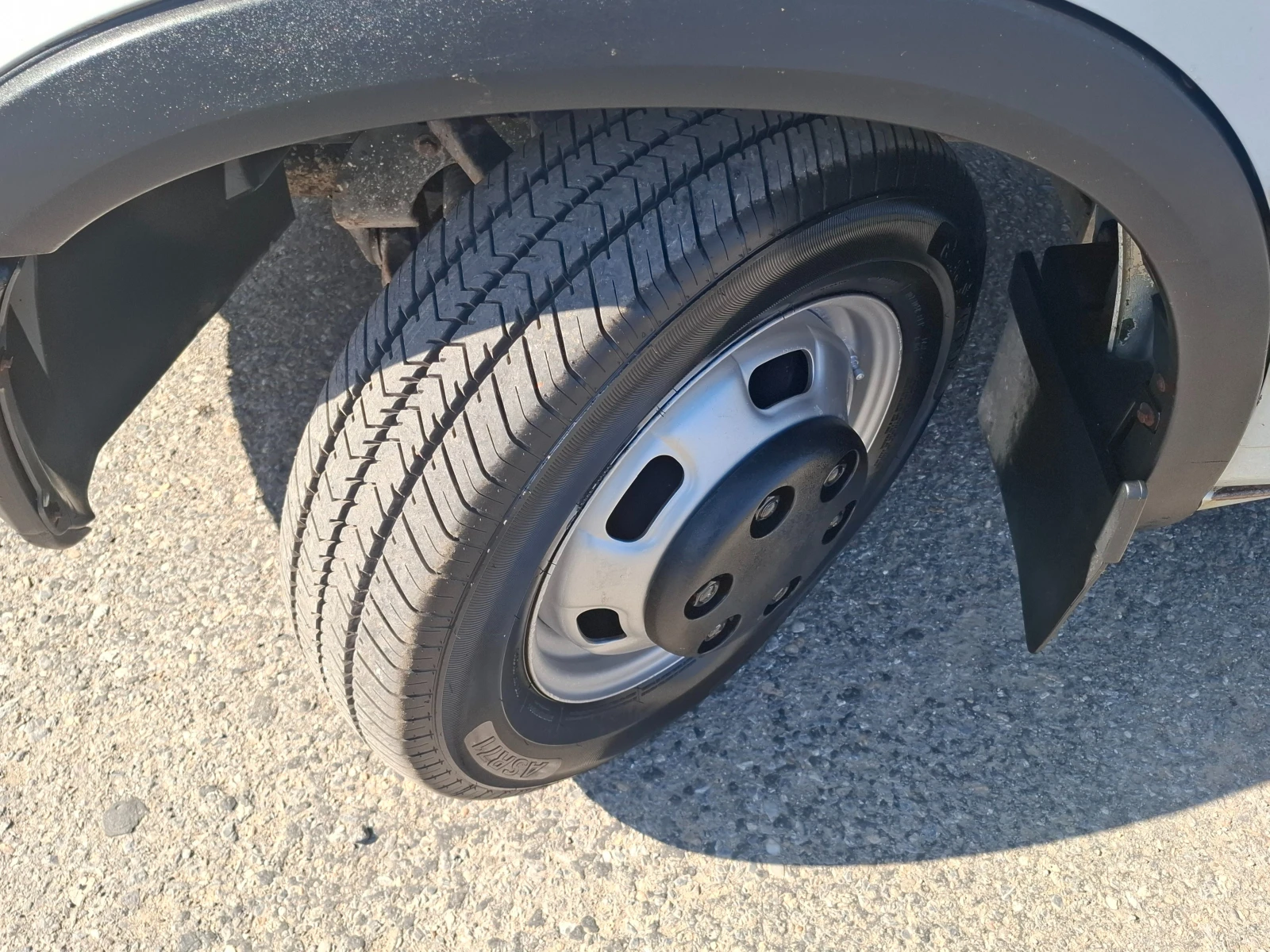 Iveco 35c17 Самосвал 3.0 TDI, снимка 3 - Бусове и автобуси - 53848643