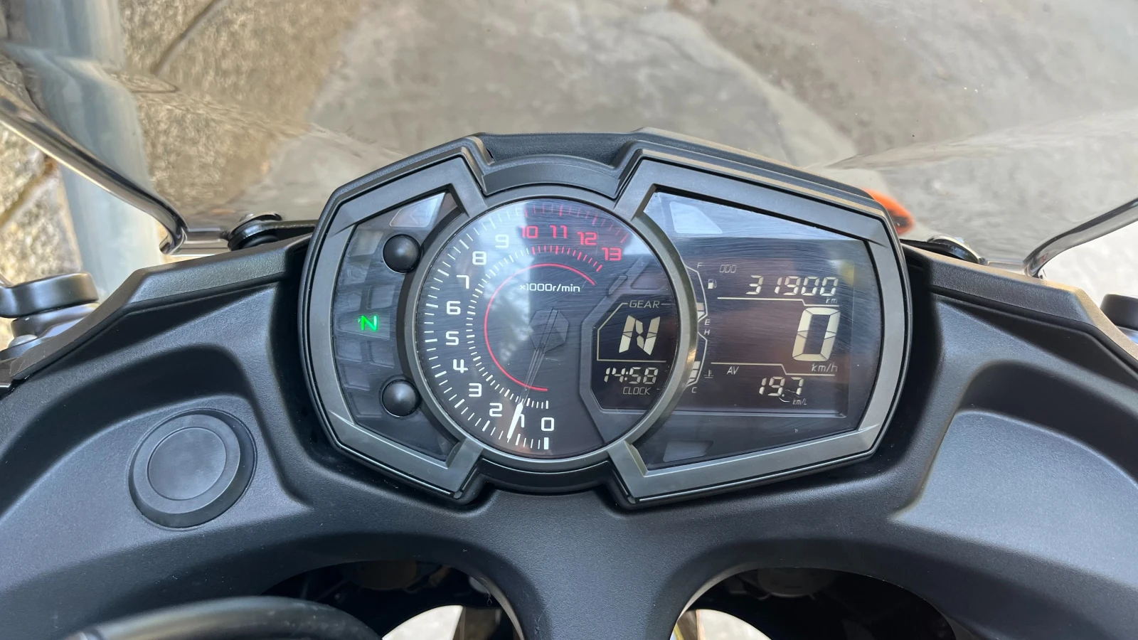 Kawasaki Ninja 650 ABS AKRAPOVIC, снимка 11 - Мотоциклети и мототехника - 56140001